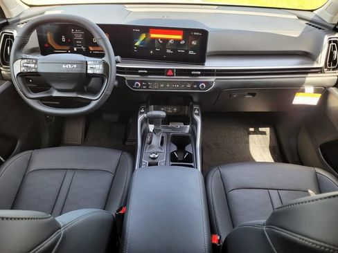 New 2026 Kia Sorento S FWD image 14