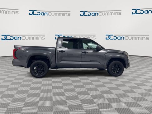 Used 2022 Toyota Tundra SR5 RWD image 9