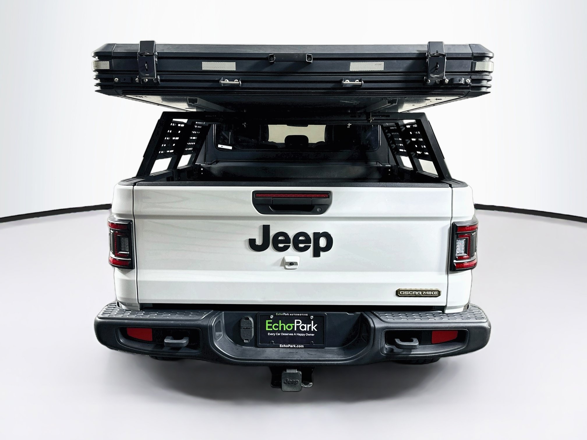 Used 2023 Jeep Gladiator Sport AWD/4WD image 7