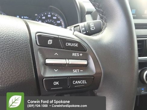Used 2020 Hyundai Kona SEL AWD/4WD image 18