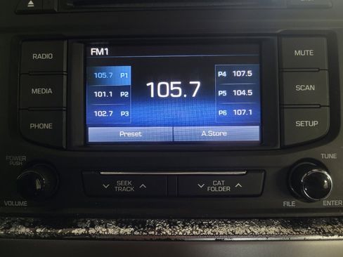 Used 2016 Hyundai Sonata SE image 25