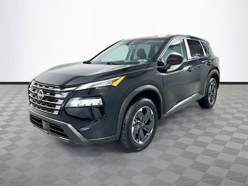 Used 2024 Nissan Rogue SV image 5