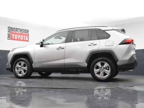 Used 2025 Toyota RAV4 XLE FWD image 25