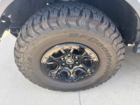 Used 2024 Ford Bronco Wildtrak AWD/4WD image 2