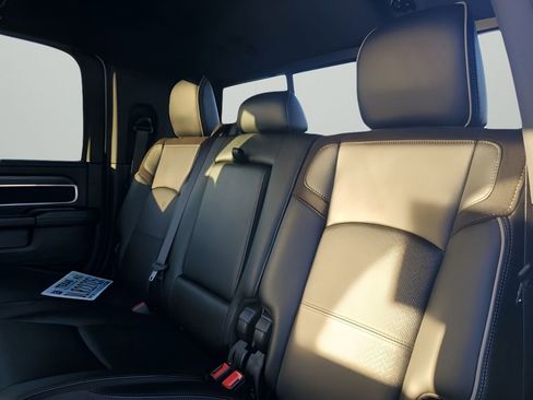 Used 2024 RAM 2500 Laramie w/ Night Edition image 20