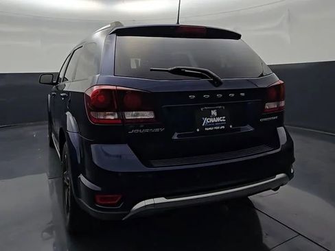 Used 2020 Dodge Journey Crossroad FWD image 11