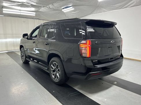 Certified 2023 Chevrolet Tahoe Z71 w/ Luxury Package AWD/4WD image 7