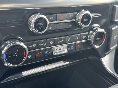 New 2025 Ford F150 Lariat w/ Equipment Group 501A Mid image 33