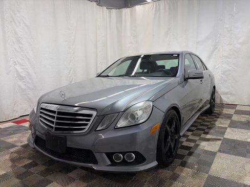 Used 2010 Mercedes-Benz E 350 4MATIC Sedan image 2