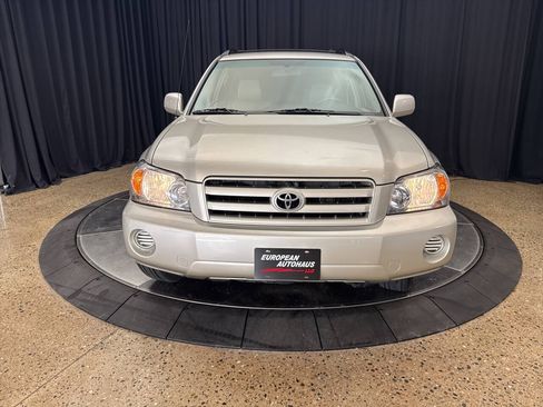Used 2006 Toyota Highlander 4WD V6 w/ Appearance Pkg image 9