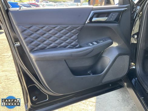 Used 2023 Mitsubishi Outlander SEL image 23