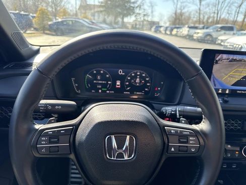 Used 2025 Honda Accord Sport image 26