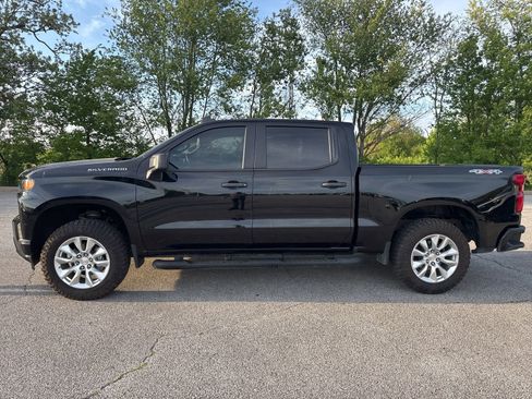 Used 2022 Chevrolet Silverado 1500 Custom w/ Safety Confidence Package image 4