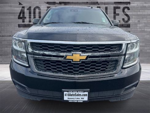 Used 2019 Chevrolet Suburban LT image 5