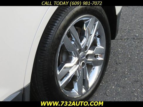 Used 2013 Ford Edge Limited image 32