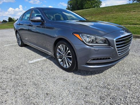 Used 2015 Hyundai Genesis 3.8 w/ Option Group 03 AWD/4WD image 10