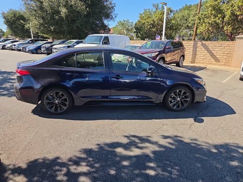 Used 2024 Toyota Corolla SE w/ SE Premium Package FWD image 6