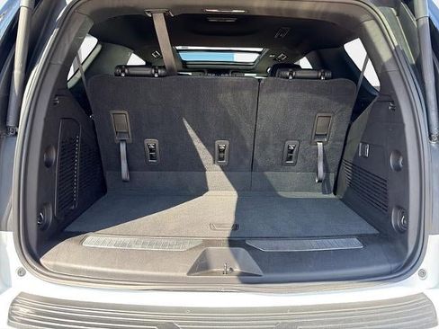 Used 2021 Chevrolet Tahoe Z71 w/ Rear Media and Nav Package AWD/4WD image 12