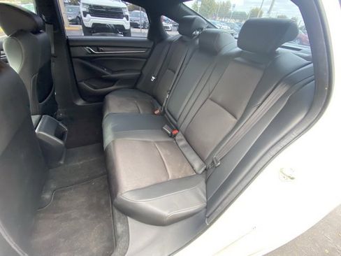 Used 2019 Honda Accord Sport image 24