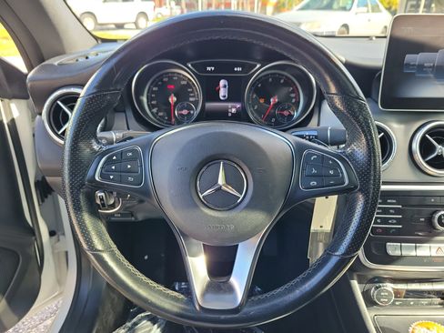Used 2019 Mercedes-Benz CLA 250 image 22