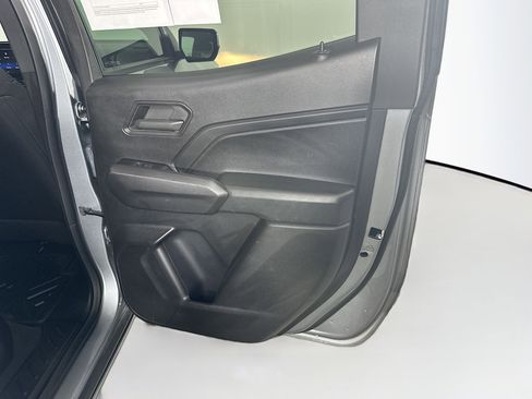 Used 2024 Chevrolet Colorado W/T image 28