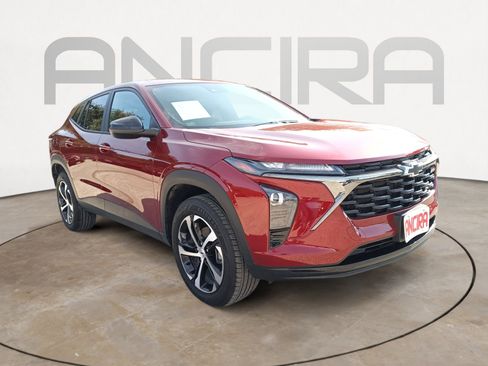 Used 2024 Chevrolet Trax RS w/ Driver Confidence Package image 6