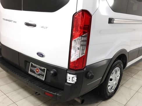 Used 2024 Ford Transit 350 XLT image 41
