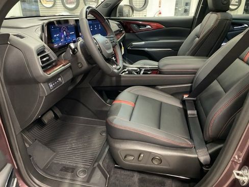 New 2026 Chevrolet Traverse RS w/ LPO, Floor Liner Package image 25