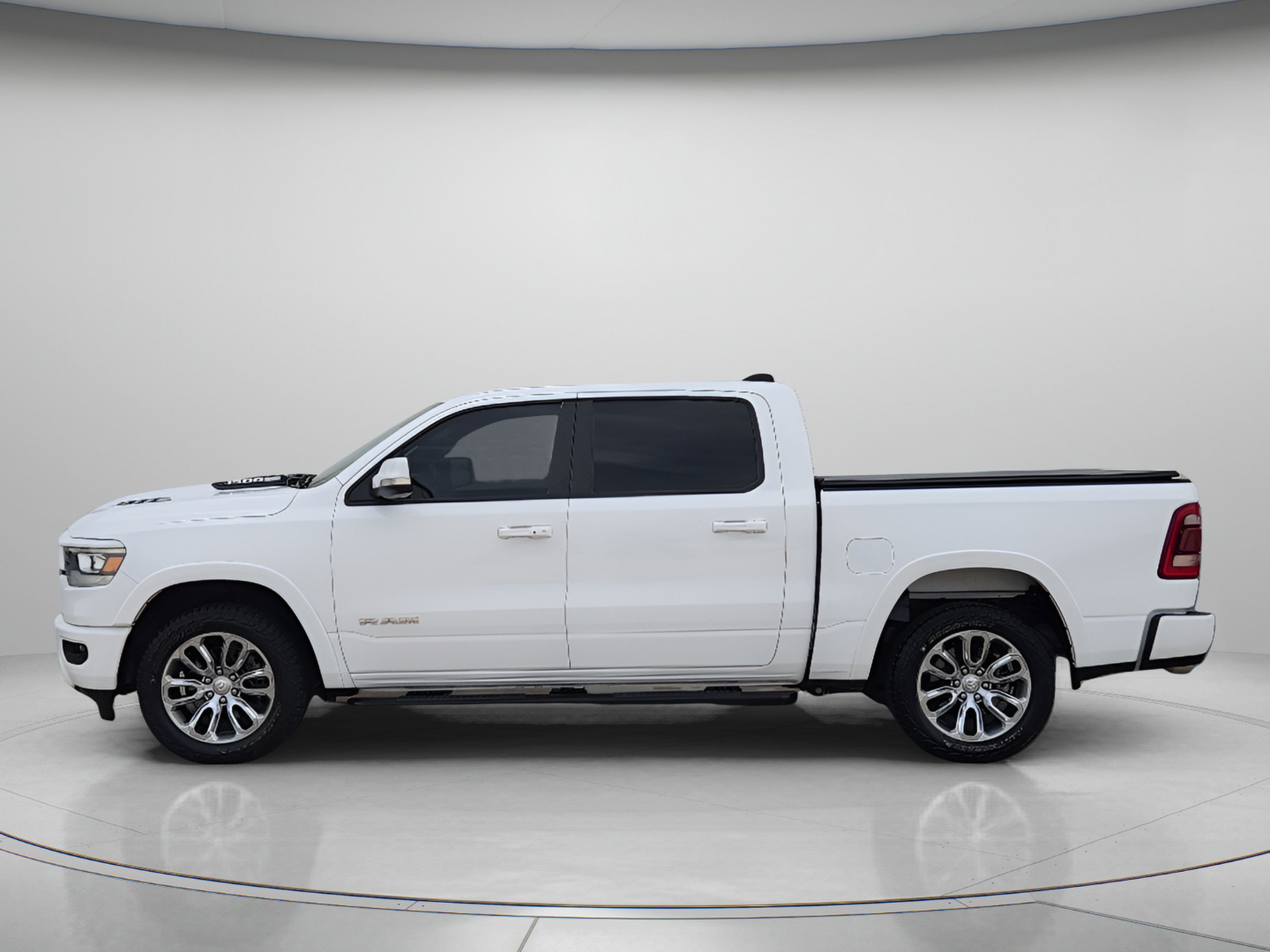 Used 2022 RAM 1500 Laramie w/ Sport Appearance Package RWD image 2