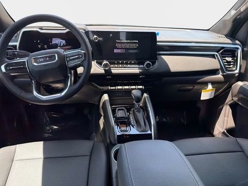 New 2026 GMC Canyon Elevation w/ Convenience Package image 15