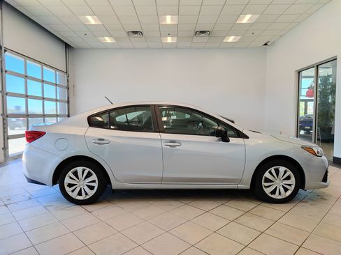 Used 2022 Subaru Impreza 2.0i AWD/4WD image 2