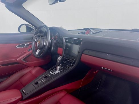 Certified 2018 Porsche 911 Carrera 4 GTS image 30