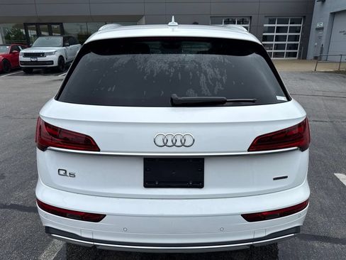 Used 2023 Audi Q5 2.0T Premium w/ Convenience Package AWD/4WD image 4