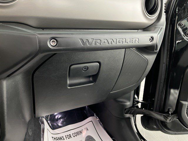 Used 2022 Jeep Wrangler Unlimited Sport AWD/4WD image 30