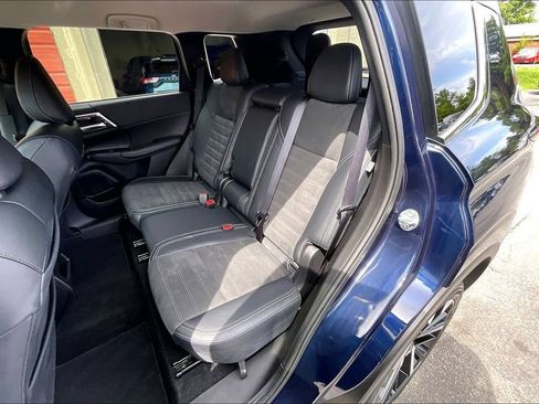 Used 2024 Mitsubishi Outlander SE AWD/4WD image 25