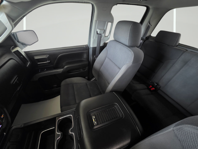 Used 2018 Chevrolet Silverado 1500 LT w/ Redline Edition AWD/4WD image 22