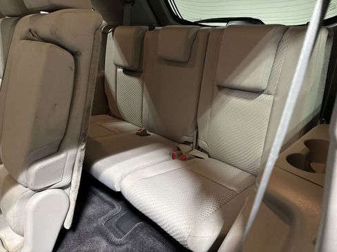 Used 2015 Toyota Highlander LE image 23