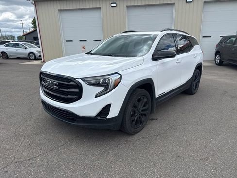 Used 2020 GMC Terrain SLE w/ Driver Convenience Package AWD/4WD image 7