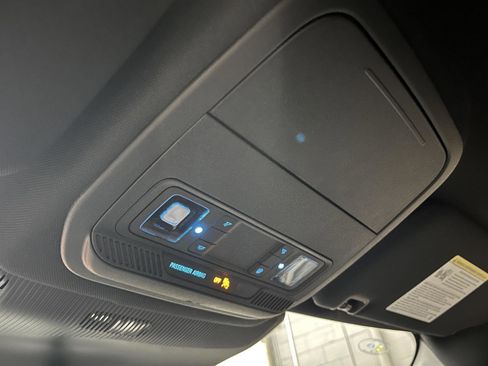 New 2026 Ford Explorer ST-Line AWD/4WD image 32