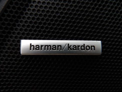 Used 2018 Subaru Outback 2.5i Limited image 11