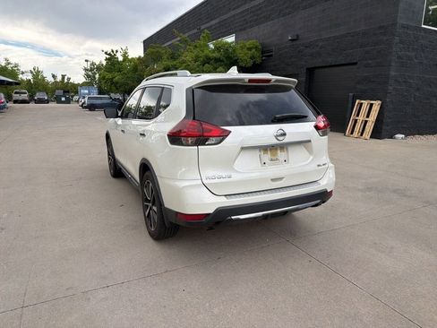 Used 2018 Nissan Rogue SL w/ Premium Package AWD/4WD image 3