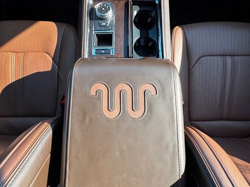 Used 2024 Ford Expedition King Ranch image 22