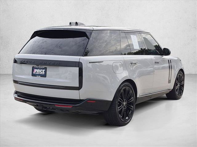 Used 2024 Land Rover Range Rover SE AWD/4WD image 5