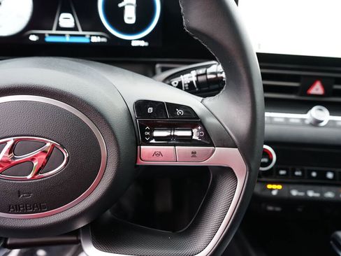 Certified 2023 Hyundai Elantra SEL w/ Convenience Package image 29