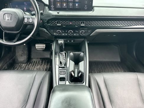 Used 2024 Honda Accord Sport image 4