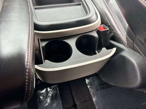 Used 2020 Chrysler Pacifica Touring-L image 30