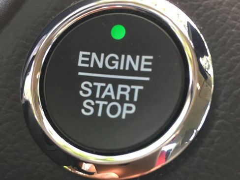 Used 2019 Ford Fusion SE image 30