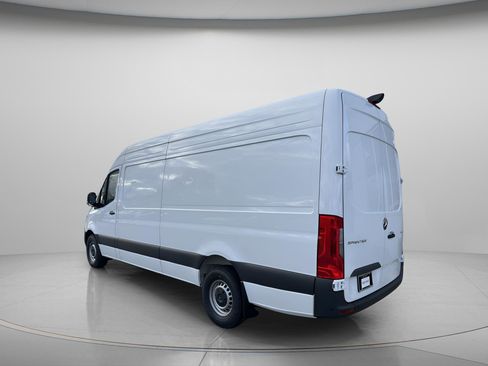 New 2025 Mercedes-Benz Sprinter 2500 image 8