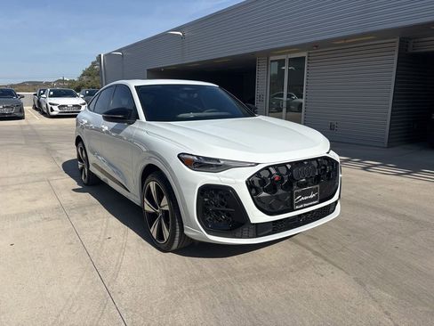 New 2025 Audi SQ5 Premium Plus image 3