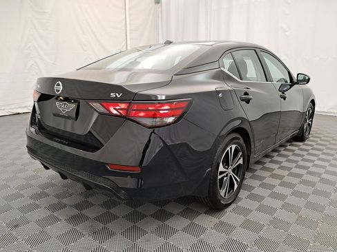 Used 2022 Nissan Sentra SV image 3